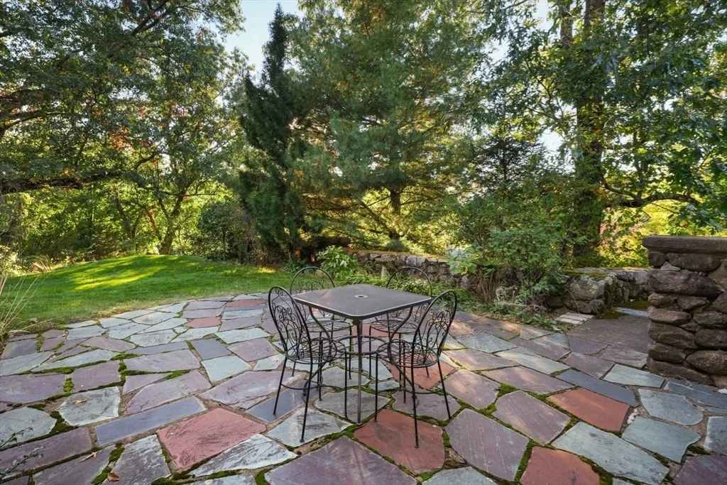 Photo of 51 Abbott Road