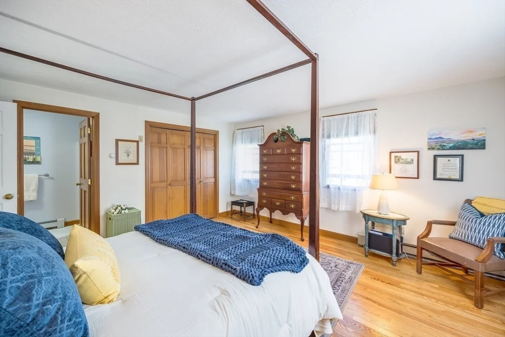 Photo of 40 Marshview Circle