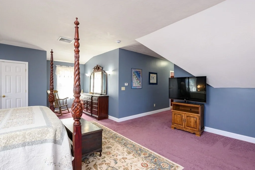 Photo of 91 Brookside Dr