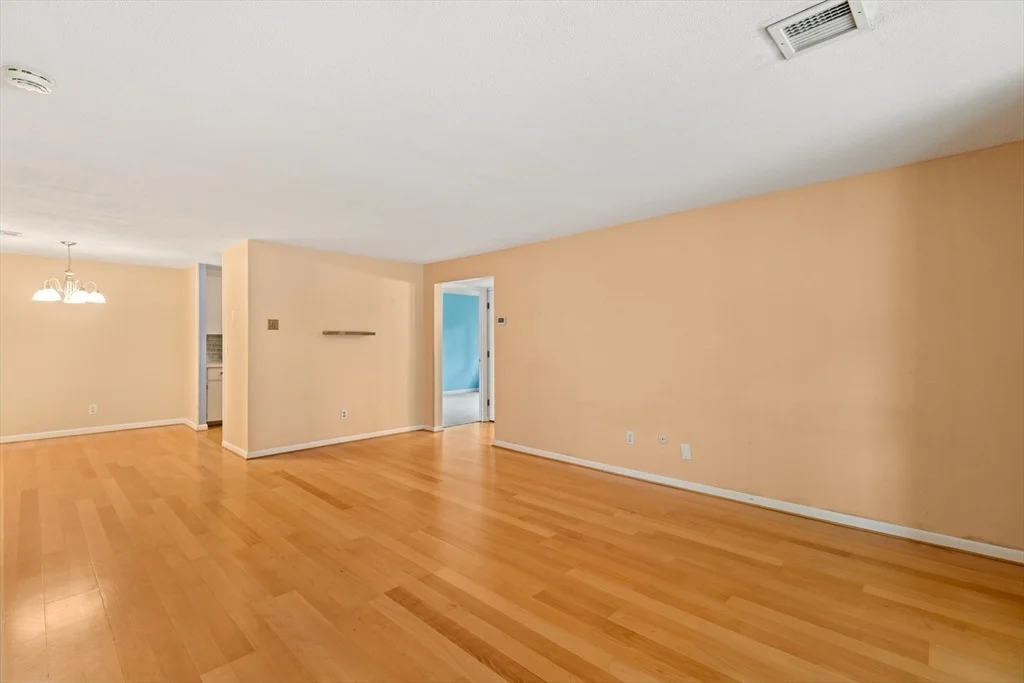 Photo of Unit 9 at 1 Centre St