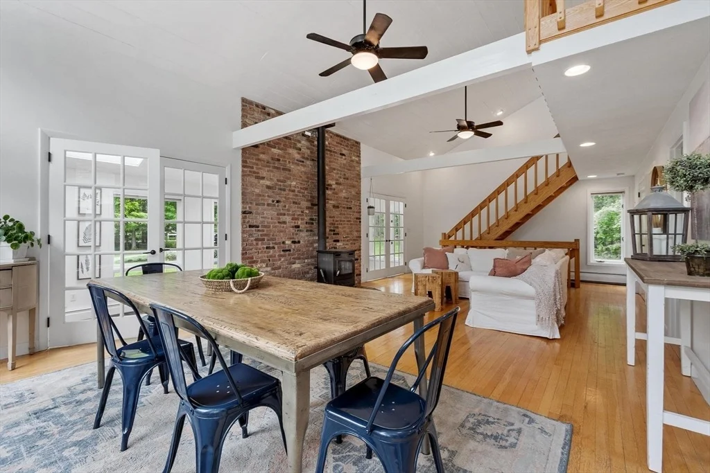 Photo of 592 Sugar Rd