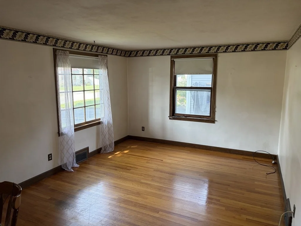 Photo of 84 Clairmont Ave