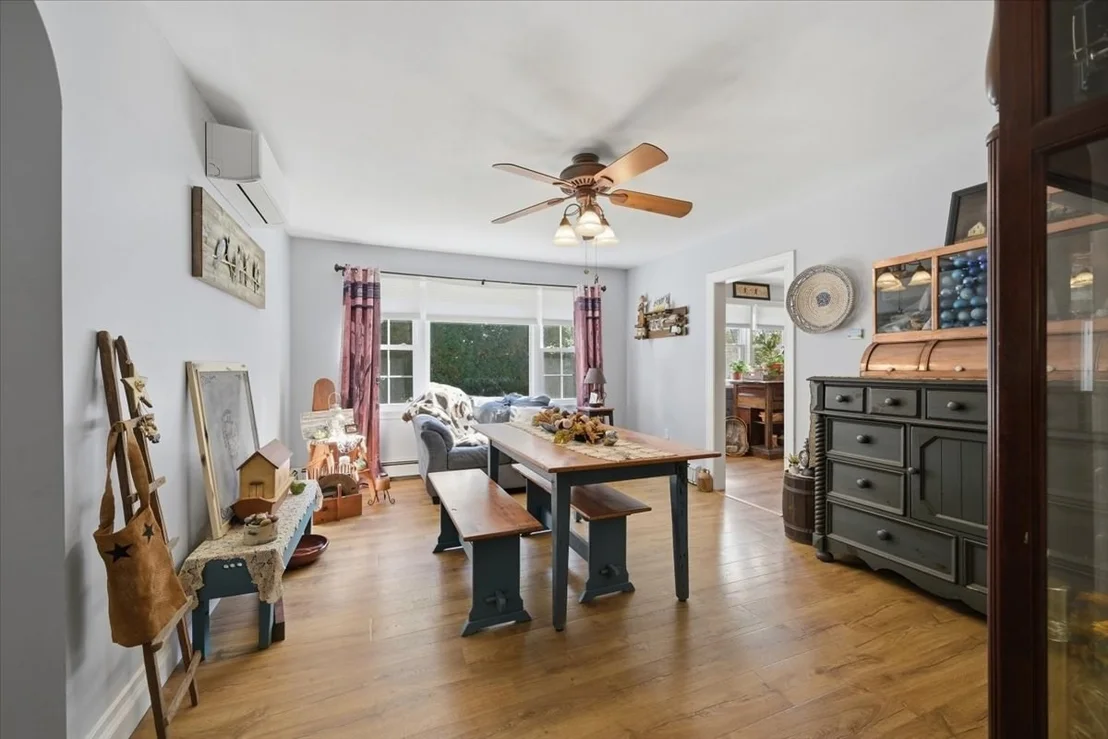 Photo of 131 Henry St