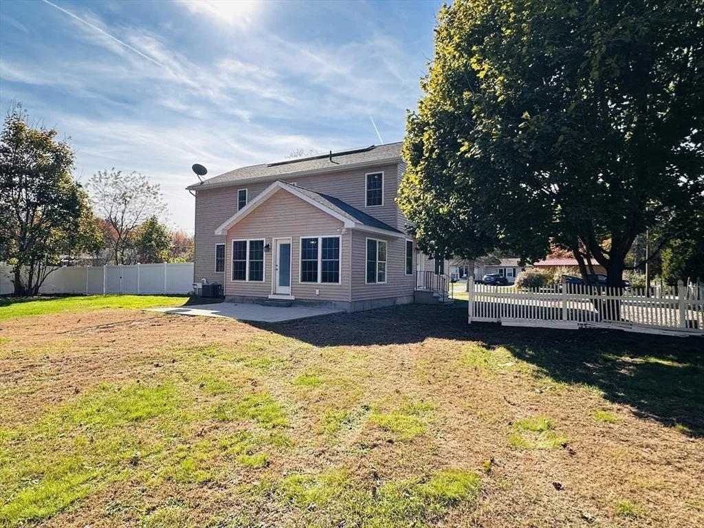 Photo of 16 Rita Ln