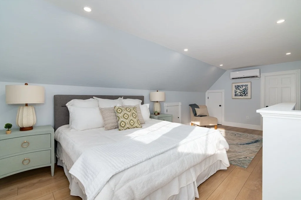 Photo of 20 Vine St