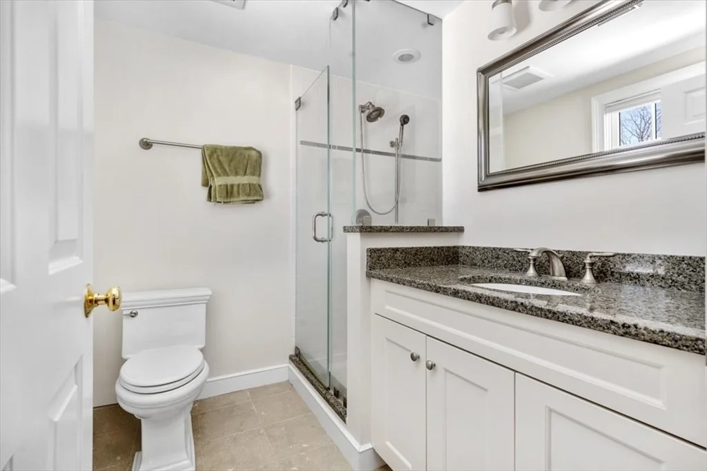 Photo of 11 Berkley Cir