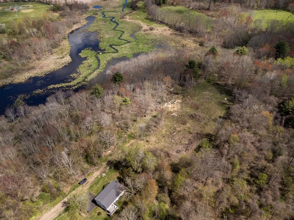 Photo of 9 Ash Ln