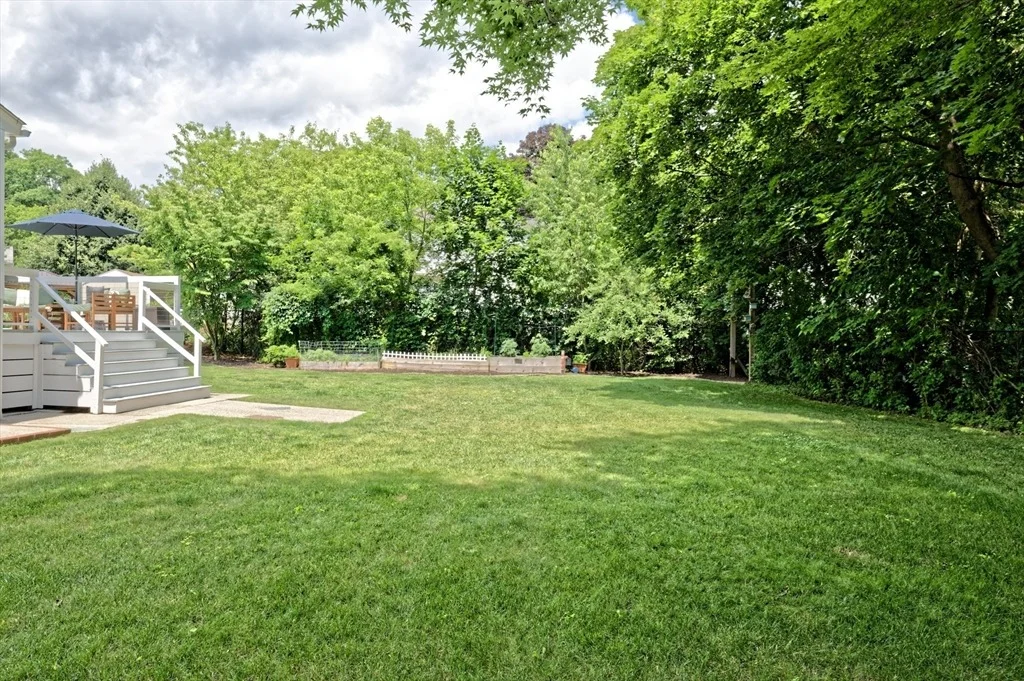 Photo of 117 Longmeadow Ave