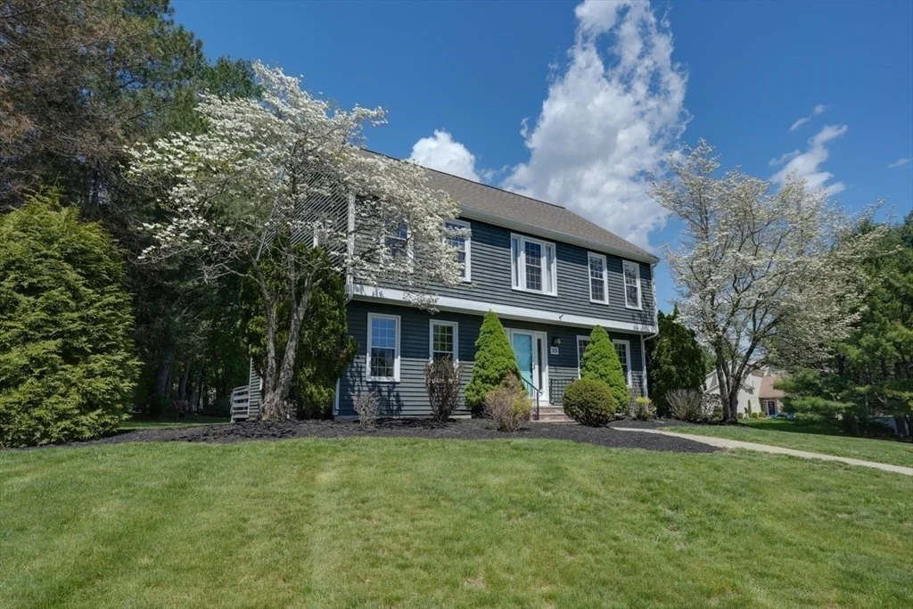 Photo of 215 Rolling Meadow Dr