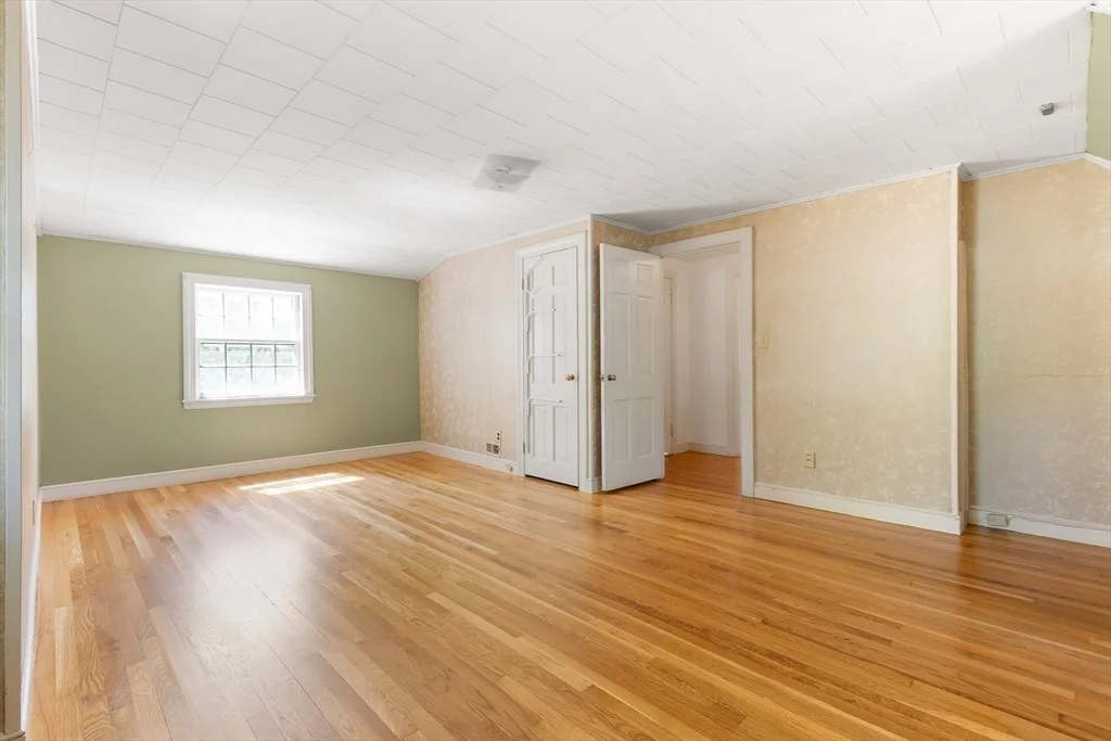 Photo of 30 Richards Cir