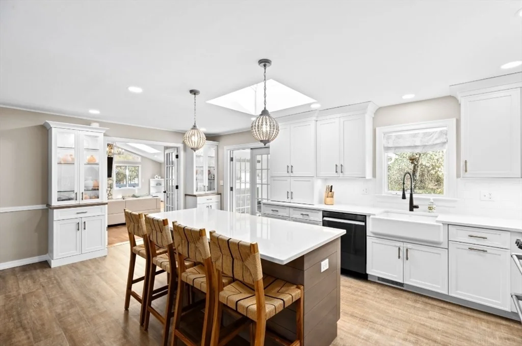 Photo of 63 Chandler Dr