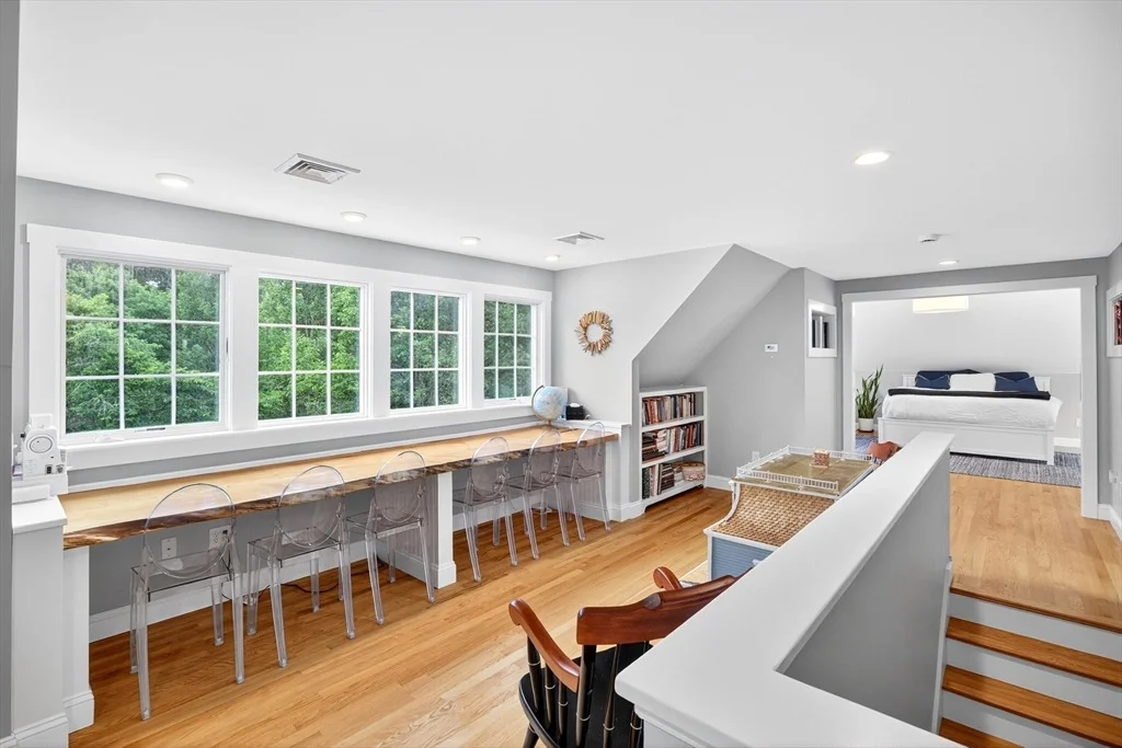 Photo of 41 Lakeview Drive