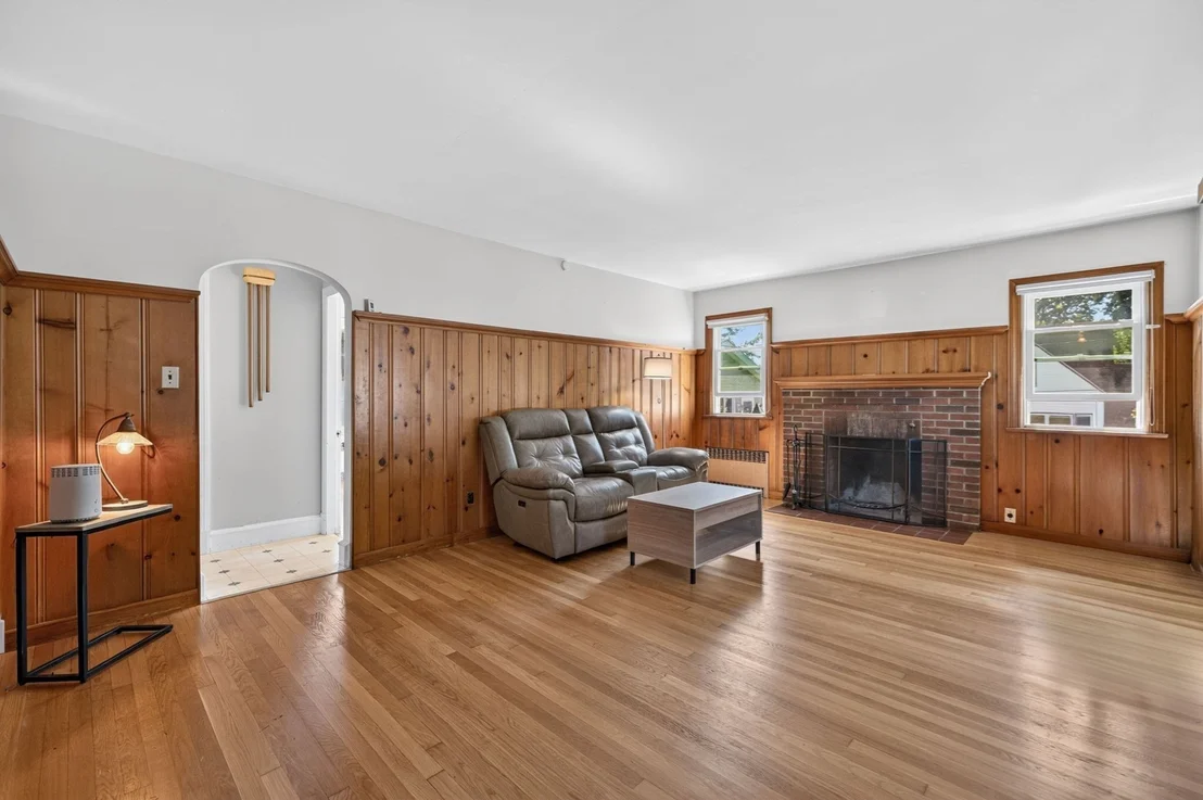 Photo of 539 Summer Pl