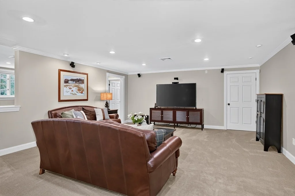 Photo of 46 Briant Dr