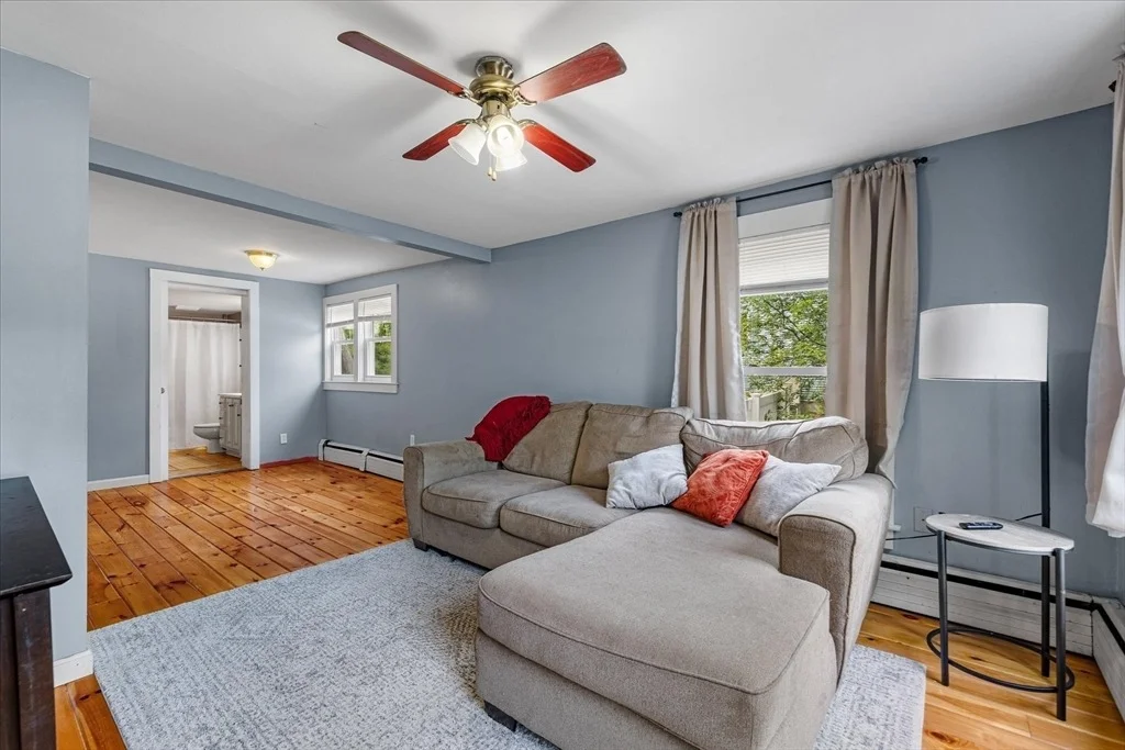 Photo of 92 Oak Ave