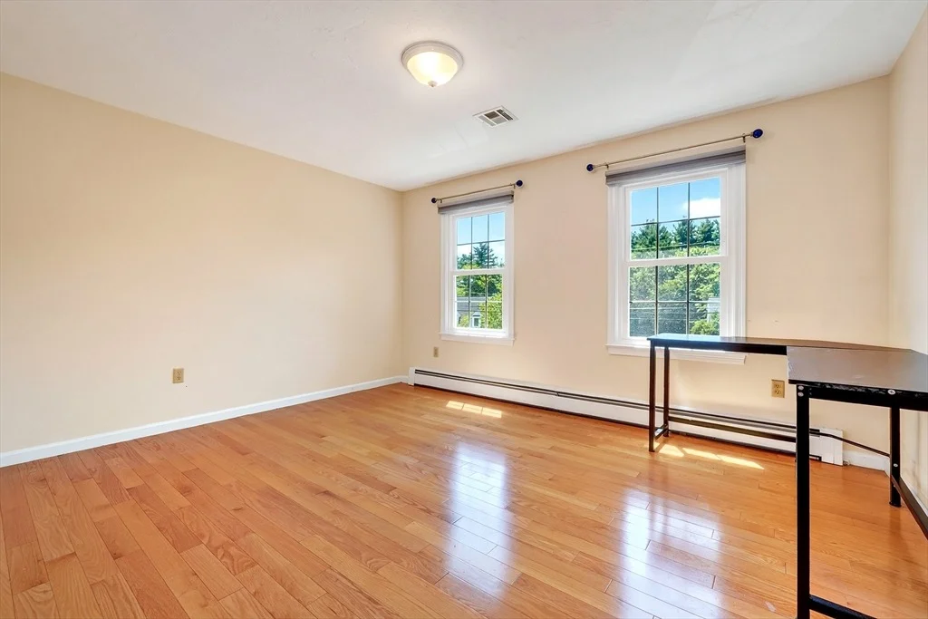 Photo of 8 Saddle Way
