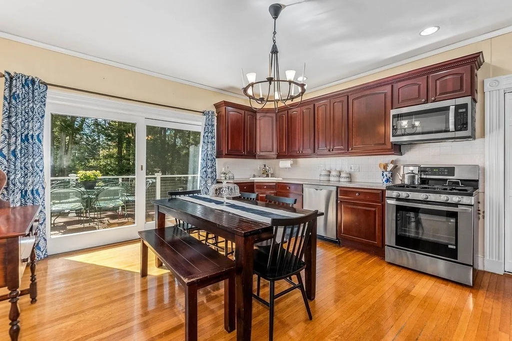 Photo of 180 Walnut St