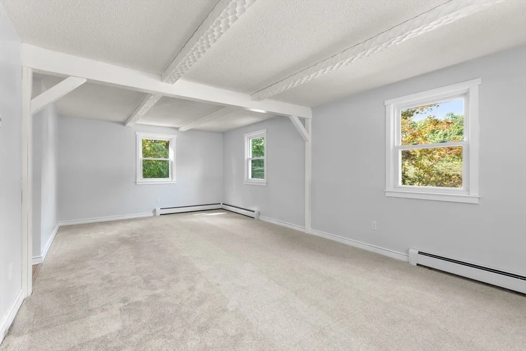 Photo of 28 Colonial Way