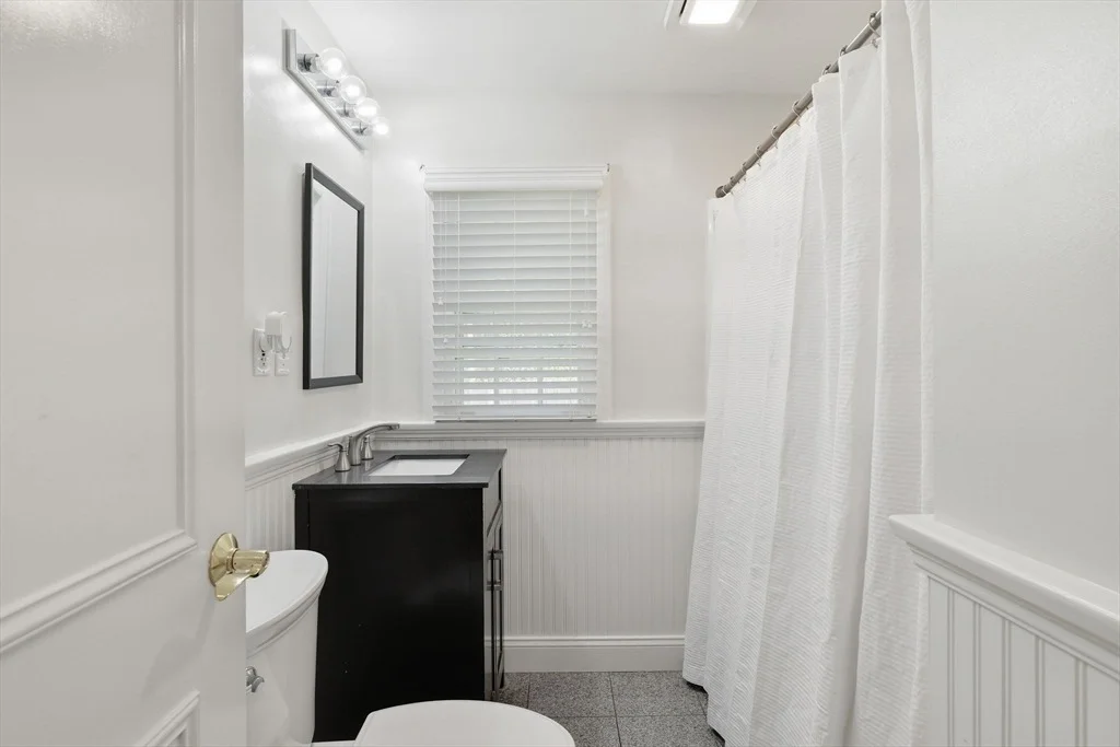 Photo of 22 Rosedale Ave
