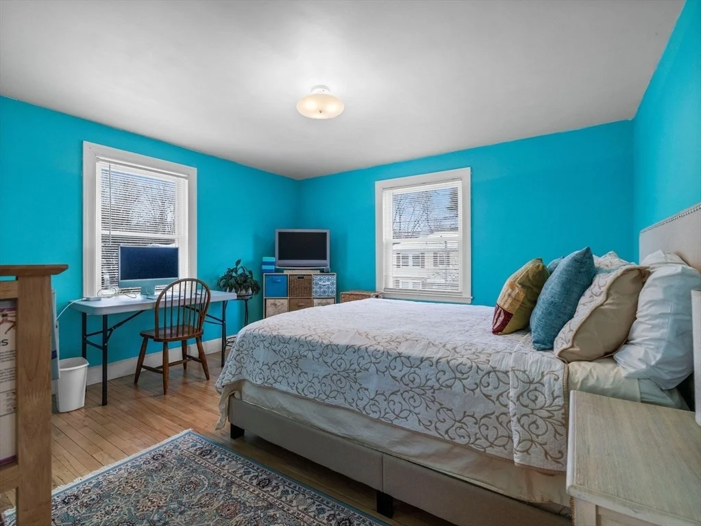 Photo of 6 Newcroft Cir