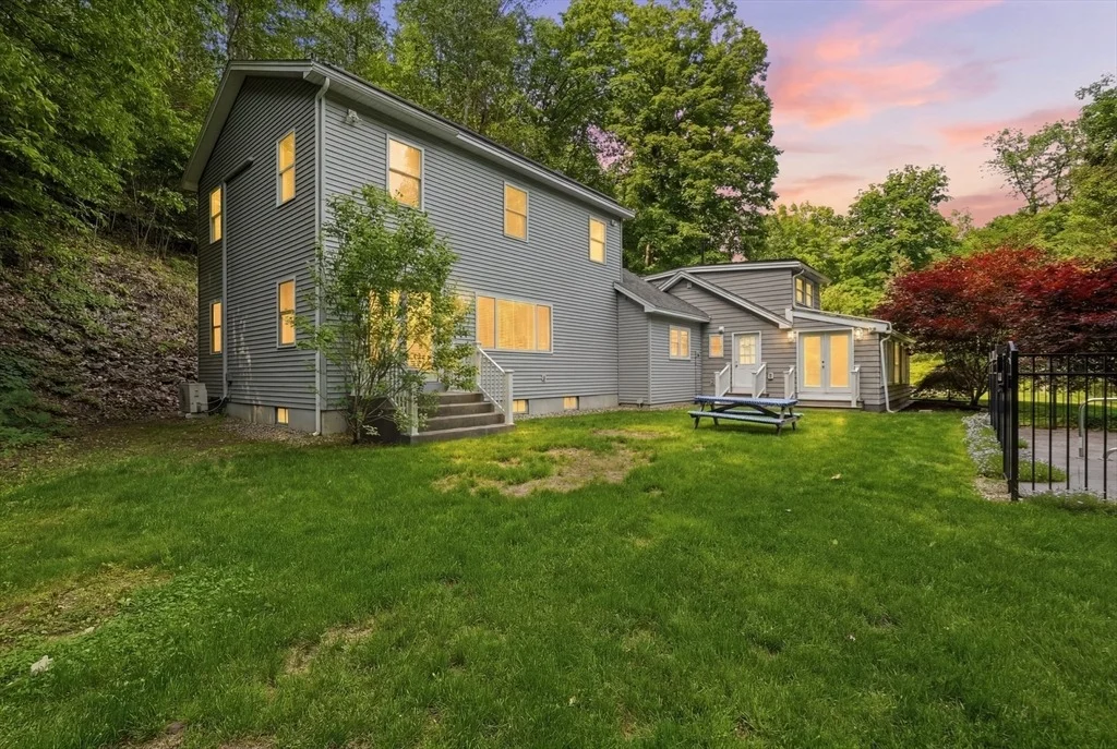 Photo of 32 Eunice Williams Dr