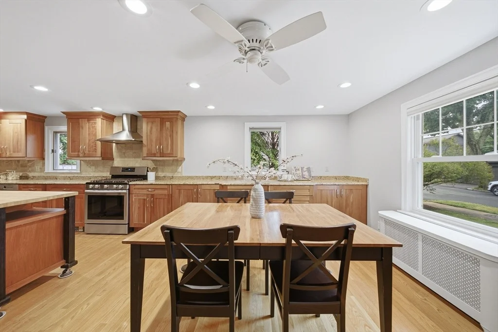 Photo of 8 Brackett Ave