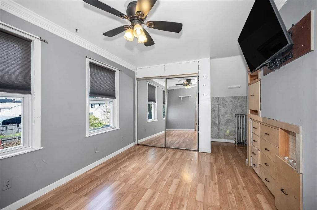 Photo of 5 Ready Ave