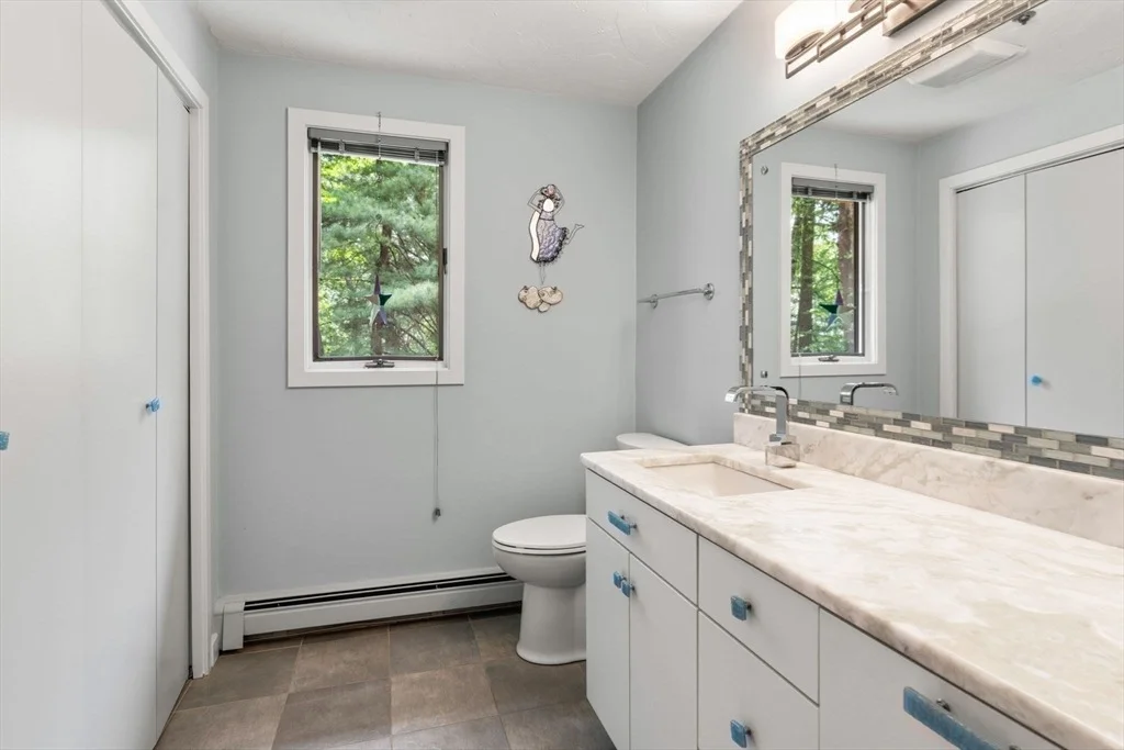 Photo of 56 Carter Dr