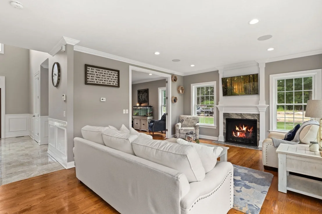 Photo of 92 Plain St W