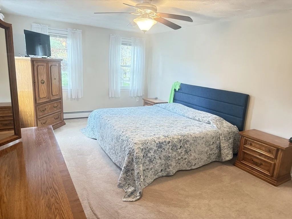 Photo of 6 Larson Rd