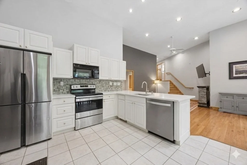 Photo of 10 Cold Harbor Drive