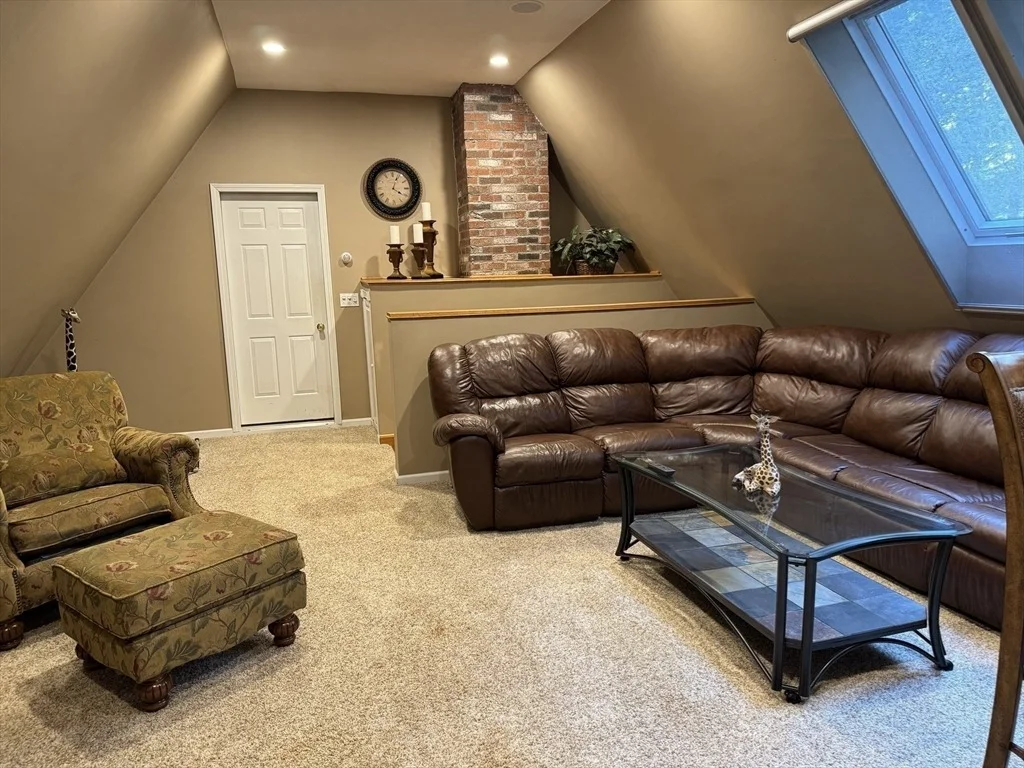 Photo of 72 Hickory Drive North