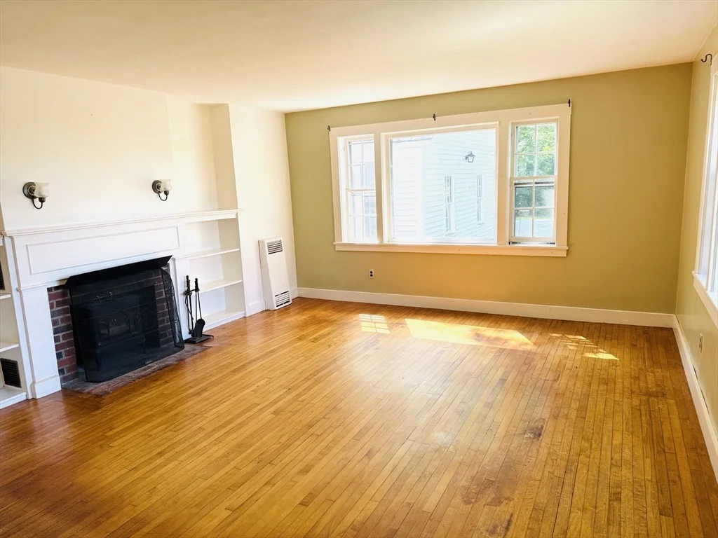 Photo of 1344 Barre Rd