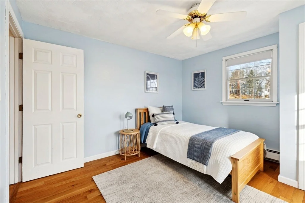 Photo of 27 Temple St