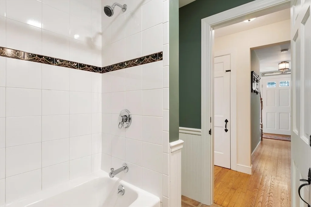 Photo of 41 Shaker Road
