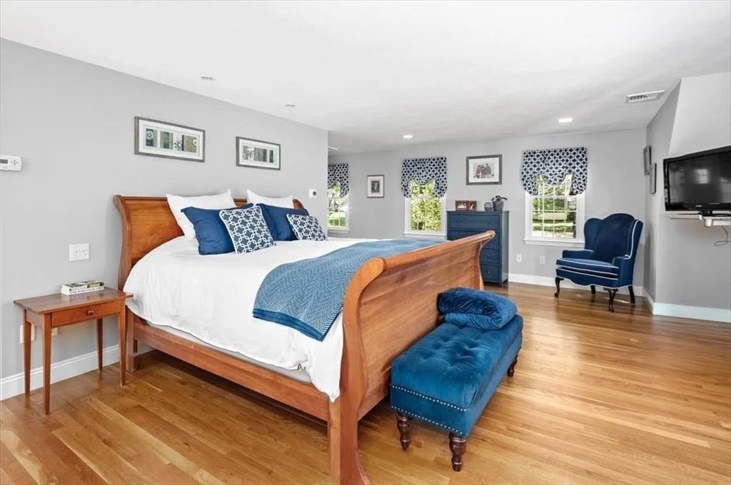 Photo of 11 Cape Cod Lane