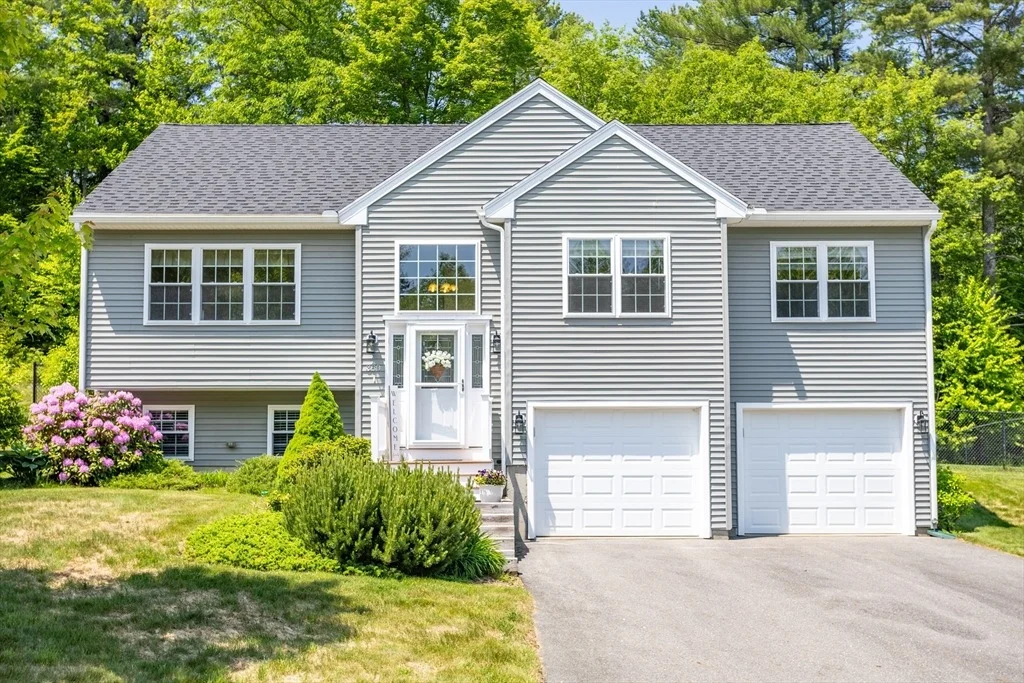 Photo of 380 Leo Drive