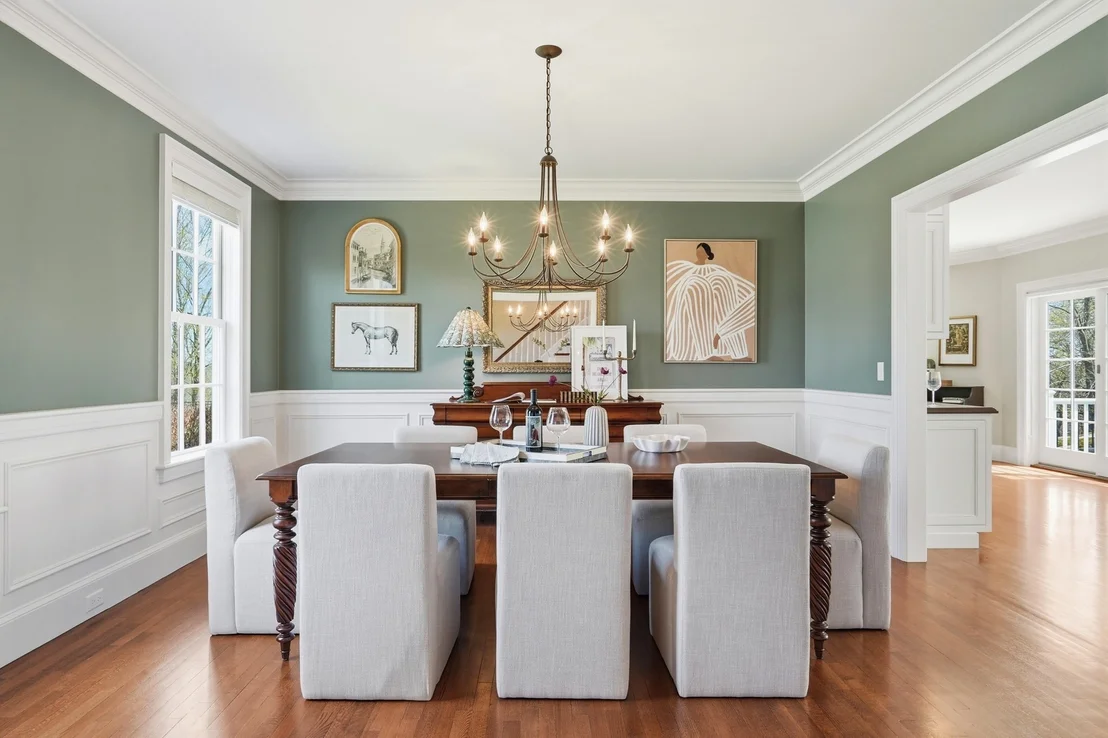 Photo of 21 Chadbourne Road