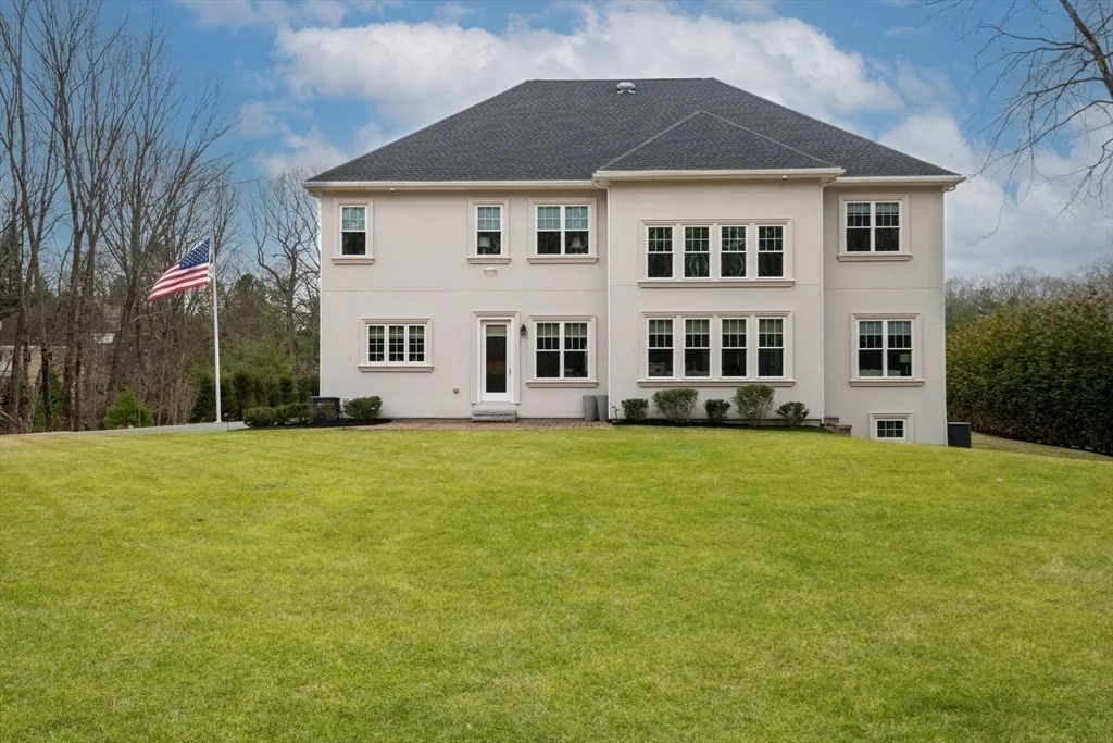 Photo of 24 Wildewood Dr