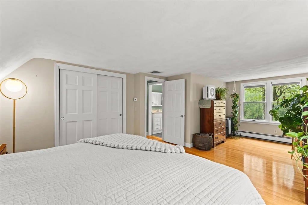 Photo of 80 Forest Dr
