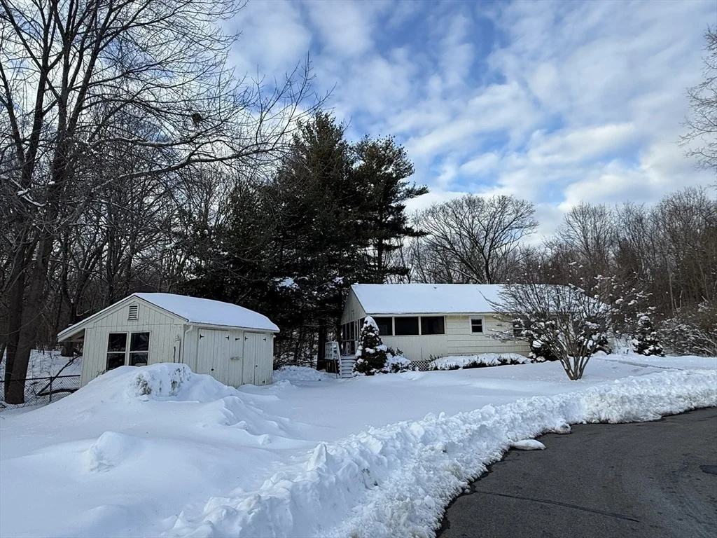 Photo of 8 Sycamore Cir