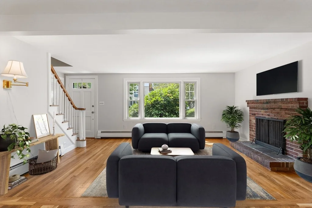 Photo of 20 Oakhurst Rd.