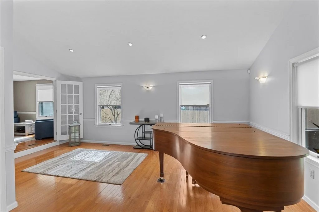 Photo of 6 Crane Cir