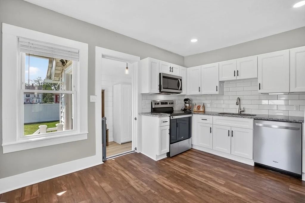 Photo of 7 Maple St