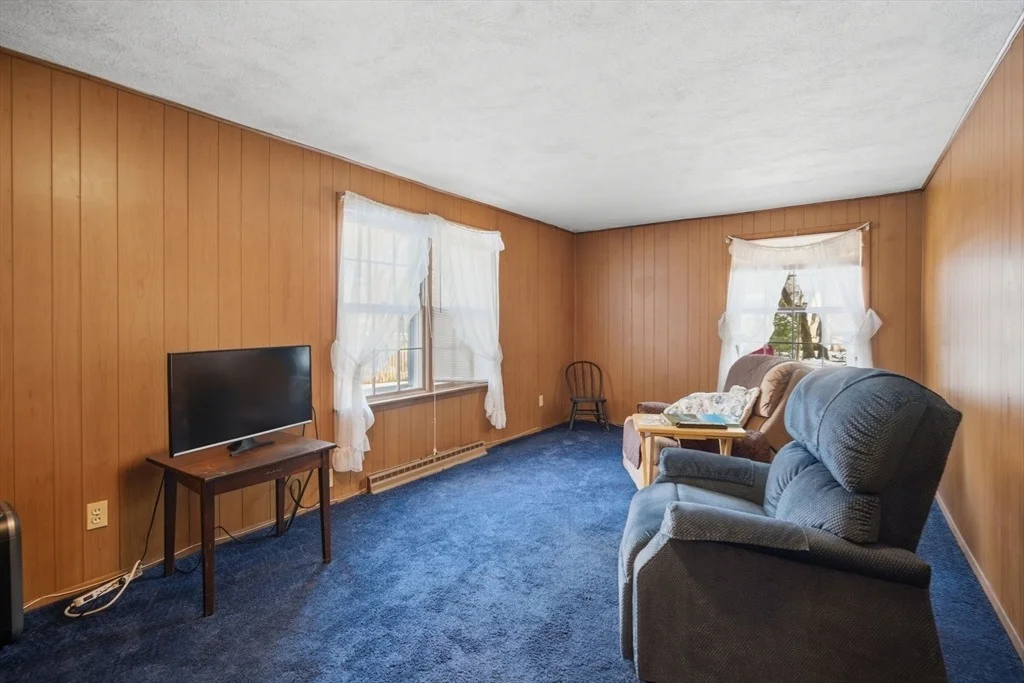 Photo of 46 Puritan Cir