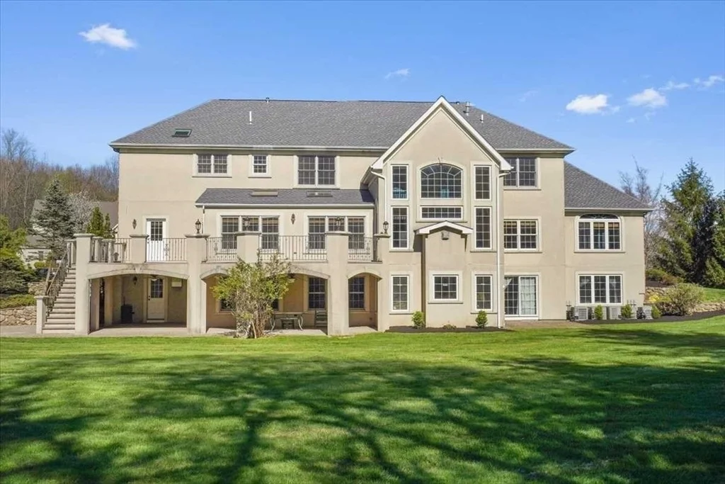 Photo of 12 Arrowhead Lane