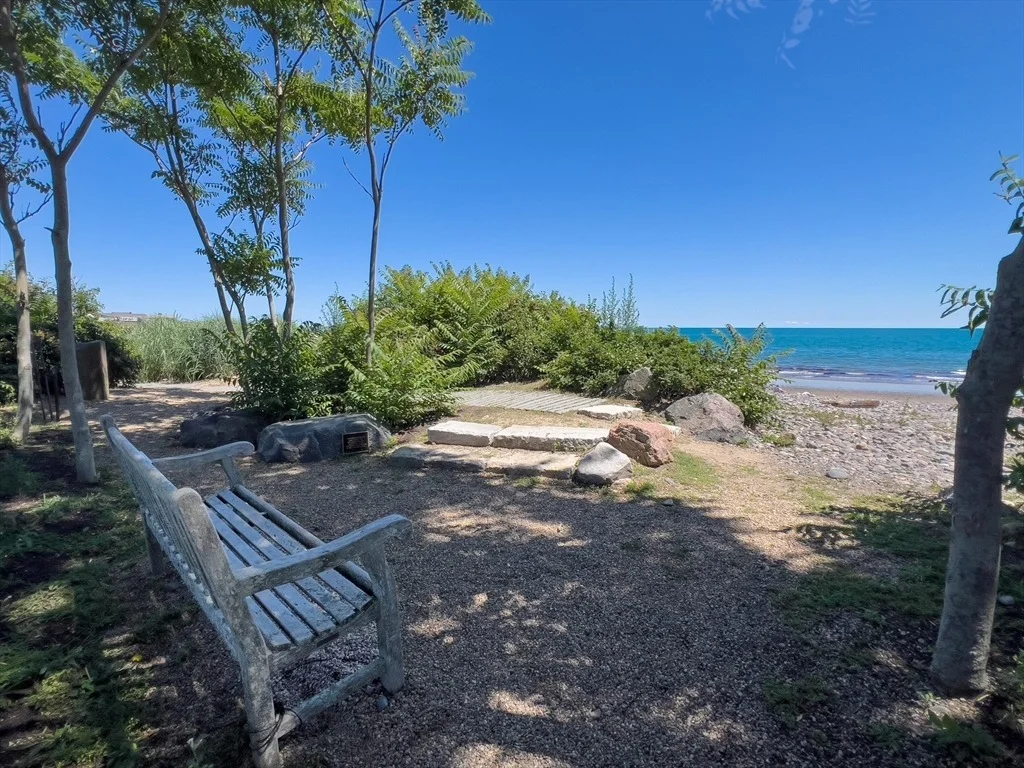 Photo of 21 Preston Beach Rd