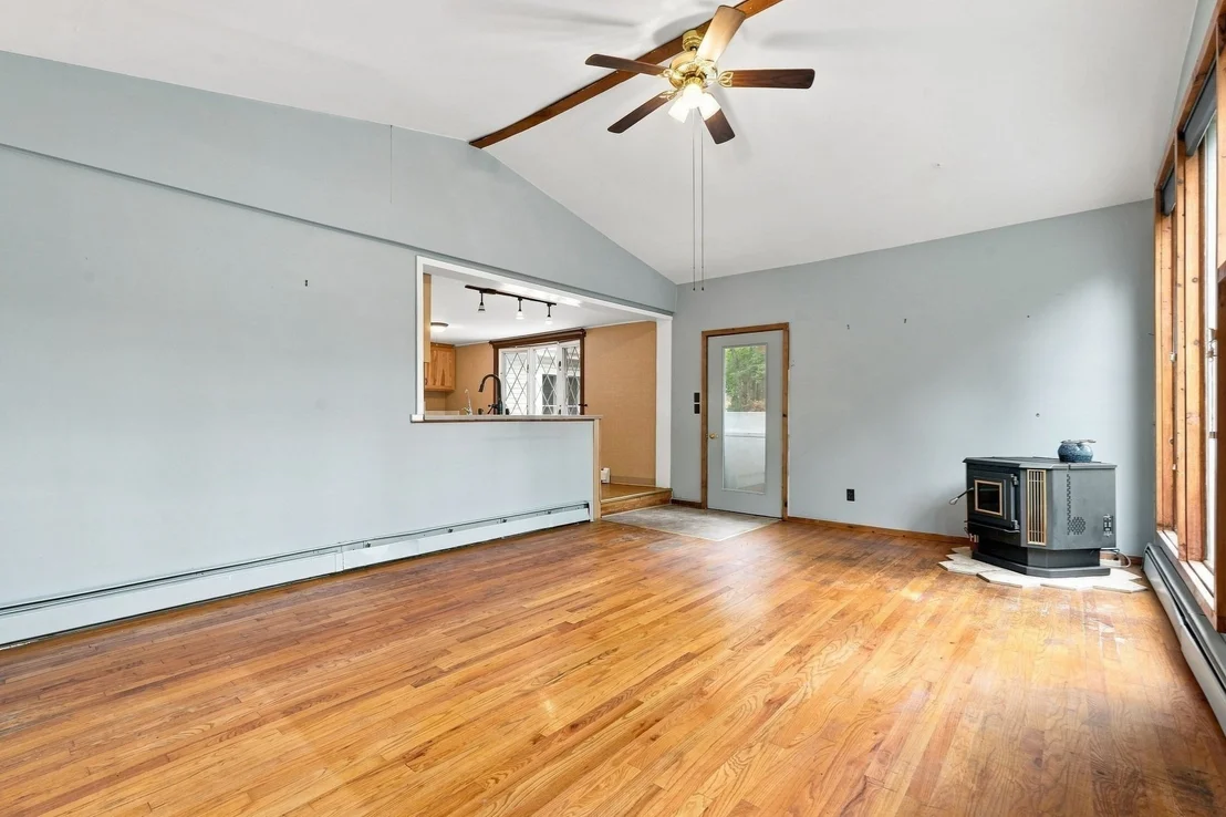 Photo of 241 Warren Wright Rd