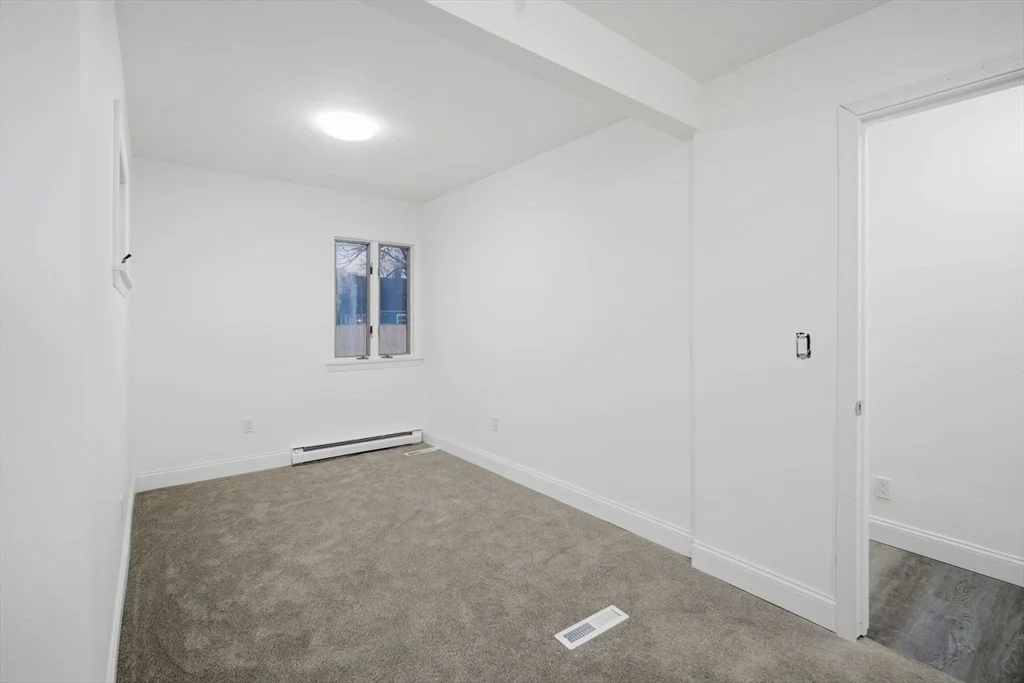 Photo of 25 Pheland St