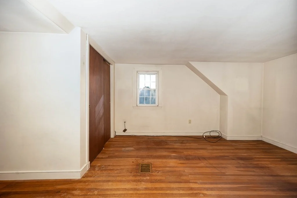 Photo of 32 Tingley Road